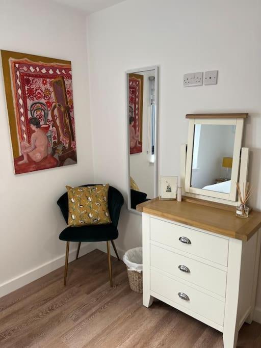 No5 At 53 - 2 Bed Apartment In Leek, Staffs Peak District المظهر الخارجي الصورة