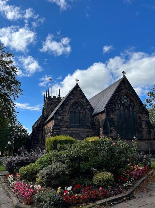 No5 At 53 - 2 Bed Apartment In Leek, Staffs Peak District المظهر الخارجي الصورة